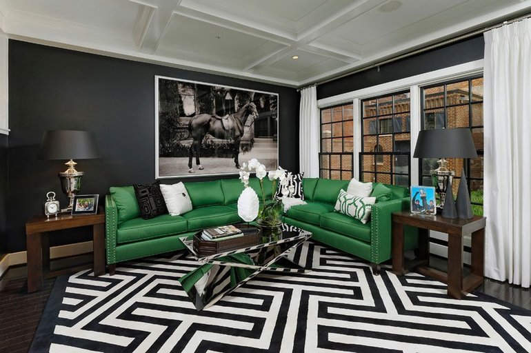 Bright green accessories as accents in the interior