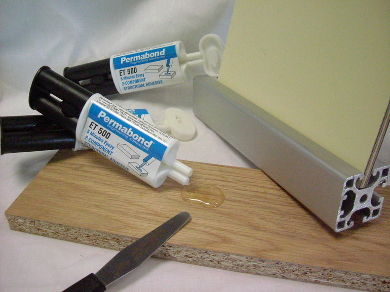 How to use epoxy glue