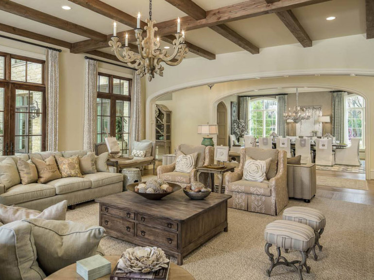The idea of ​​decorating a Provence style living room