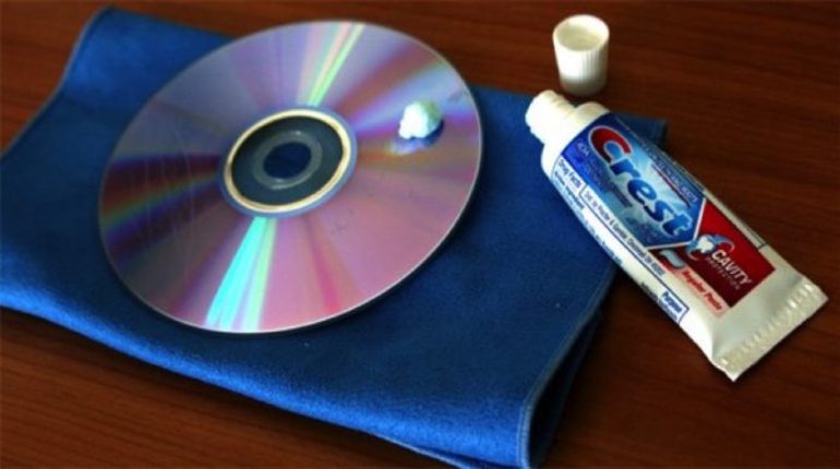 CD Scratch Toothpaste
