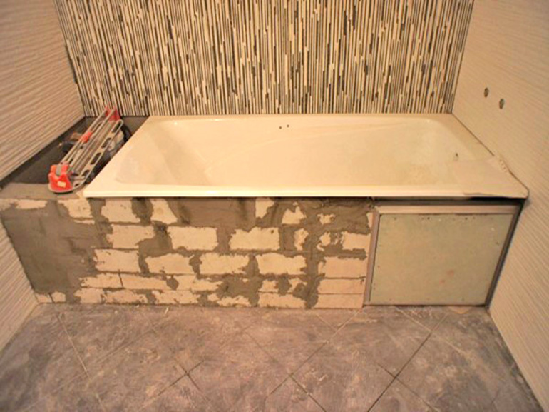 How to tile a bath yourself