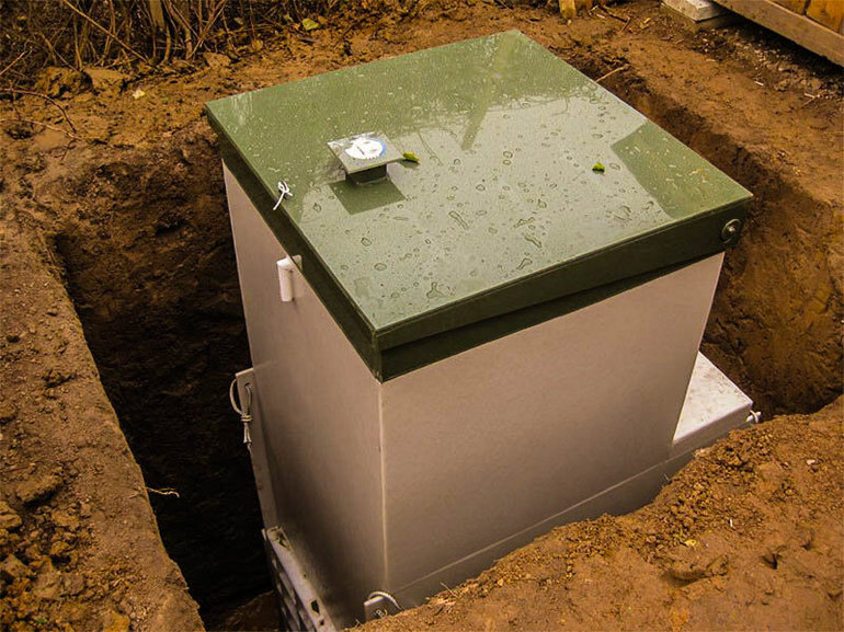 Modern septic tanks for a private house