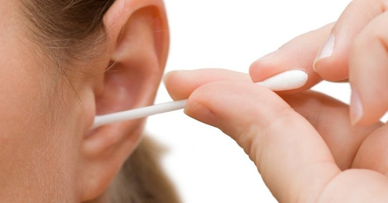 Nettoyage des oreilles